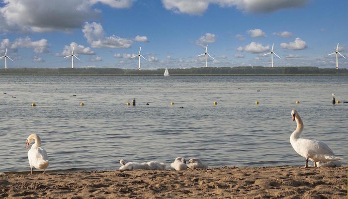 Uitzicht vanaf strand kleiner